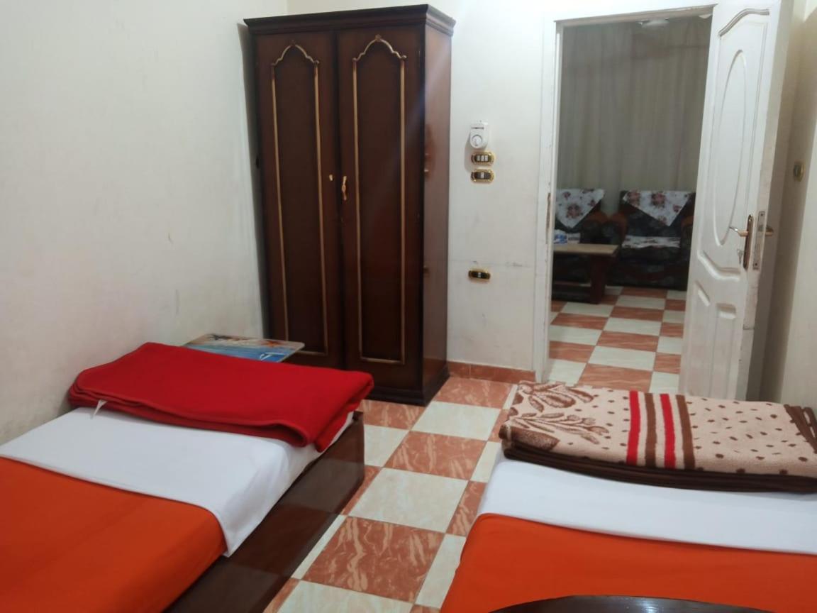 Aswan City Center Guest House Bagian luar foto